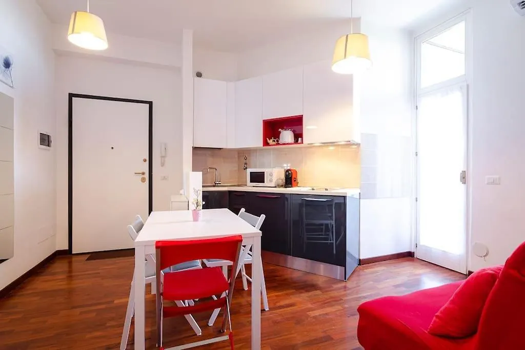 Apartamento Bidibo Apartment, In Centro Comodo Alla Stazione Bolonha